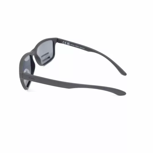 INVU polarizált férfi napszemüveg A2000 A