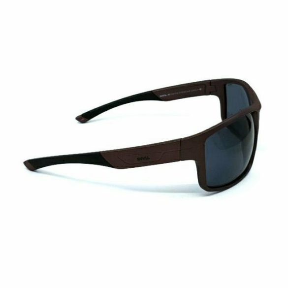 INVU polarizált férfi napszemüveg A2008 B