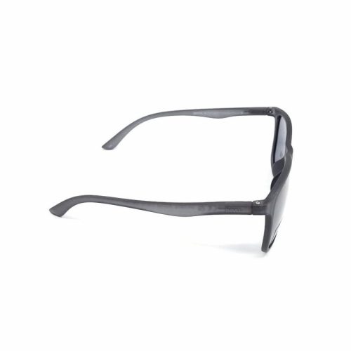 INVU polarizált férfi napszemüveg B2321 C