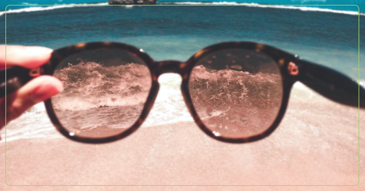 Így válasszon minőségi napszemüveget vízparti tevékenységekhez